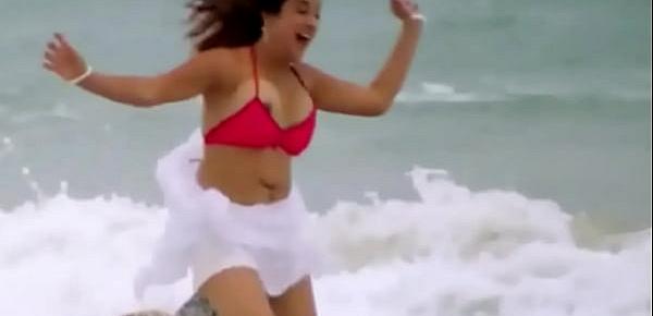  Kiran rathod bouncing boob slip from bikini